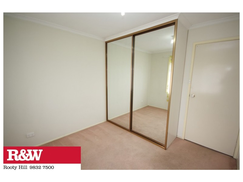 25 FAIRBURN CRESCENT, Minchinbury NSW 2770