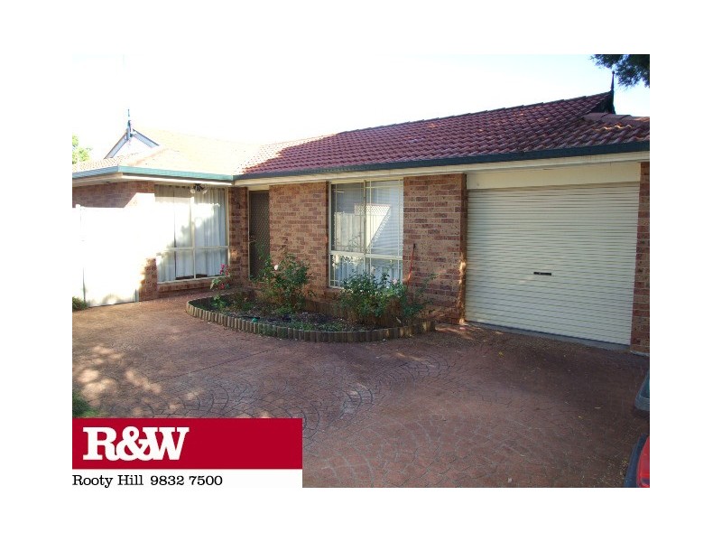 8A THOMPSON AVENUE, Oxley Park NSW 2760