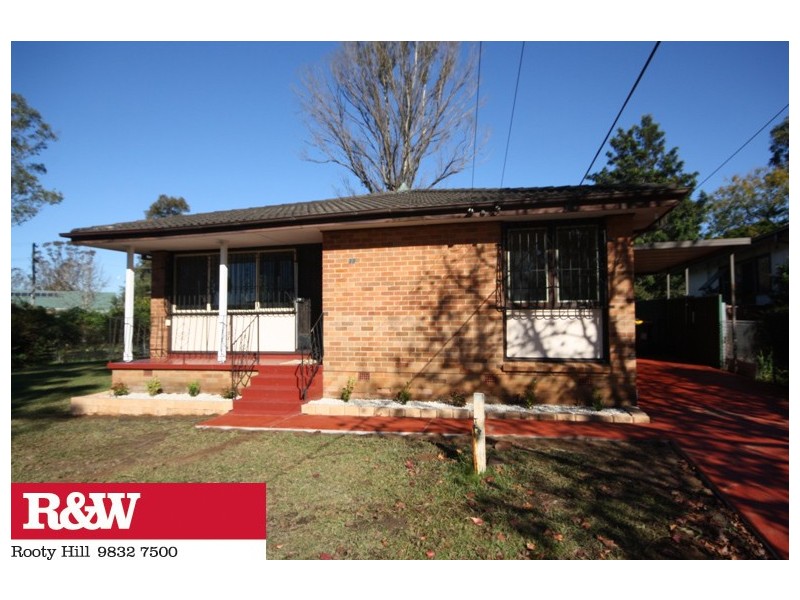 16 HAGEN PLACE, Whalan NSW 2770