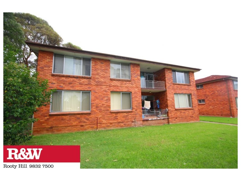 2/52 SADDINGTON STEET, St Marys NSW 2760