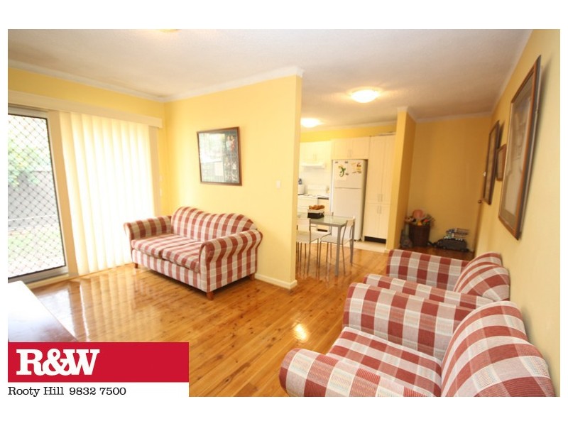 2/52 SADDINGTON STEET, St Marys NSW 2760