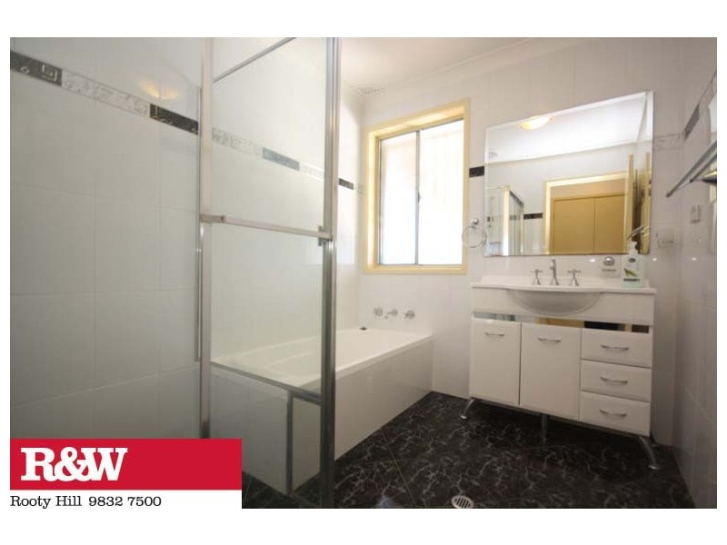 30 HENNESY CRESCENT, Shalvey NSW 2770