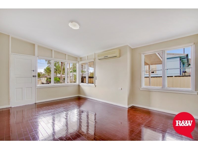 22 Torres Crescent, Whalan NSW 2770