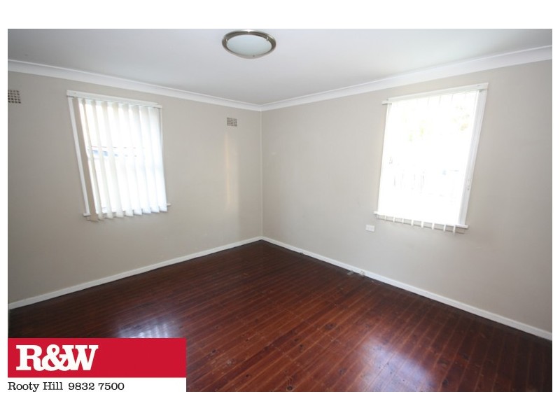 40 VINCENNES AVENUE, Tregear NSW 2770