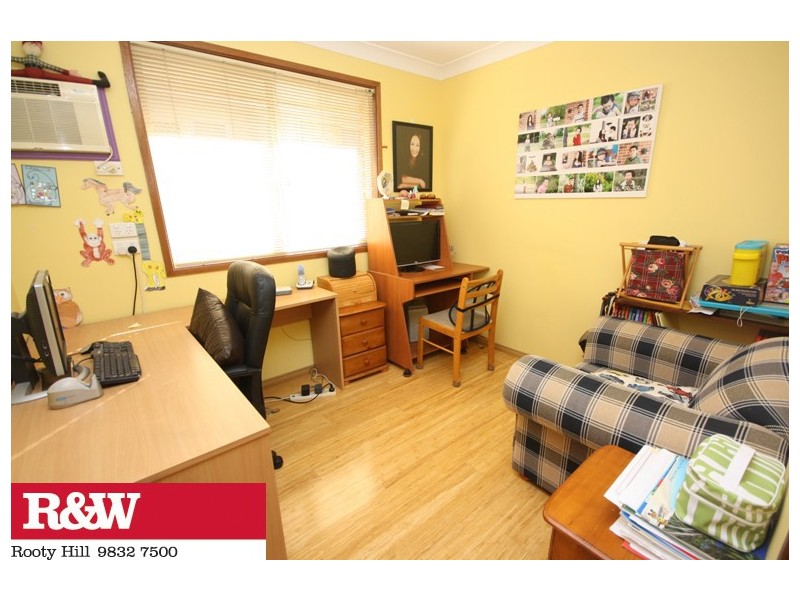 9 LE MERTON PLACE, Rooty Hill NSW 2766