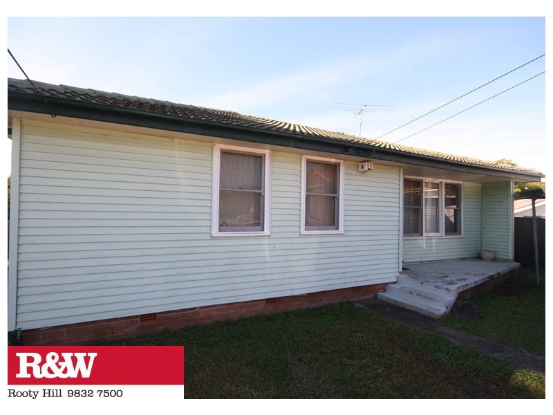 6 HINDEMITH AVENUE, Emerton NSW 2770