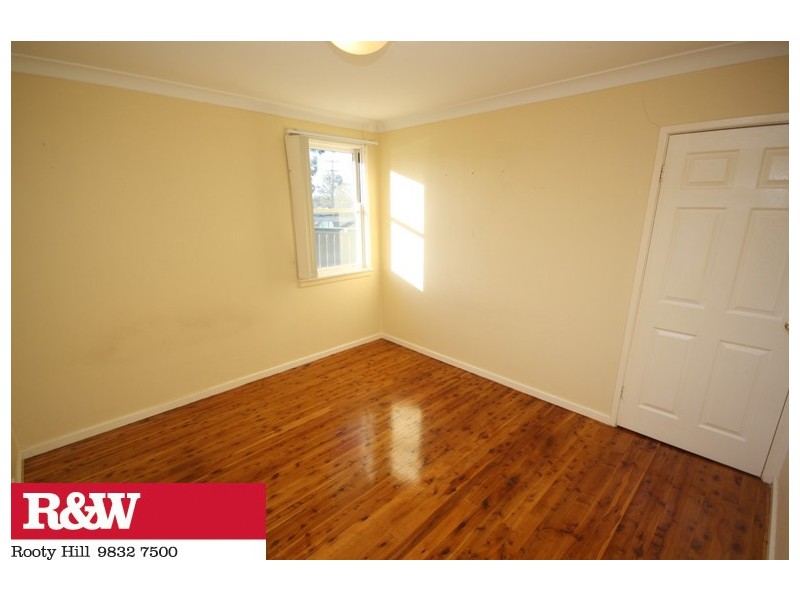 6 HINDEMITH AVENUE, Emerton NSW 2770