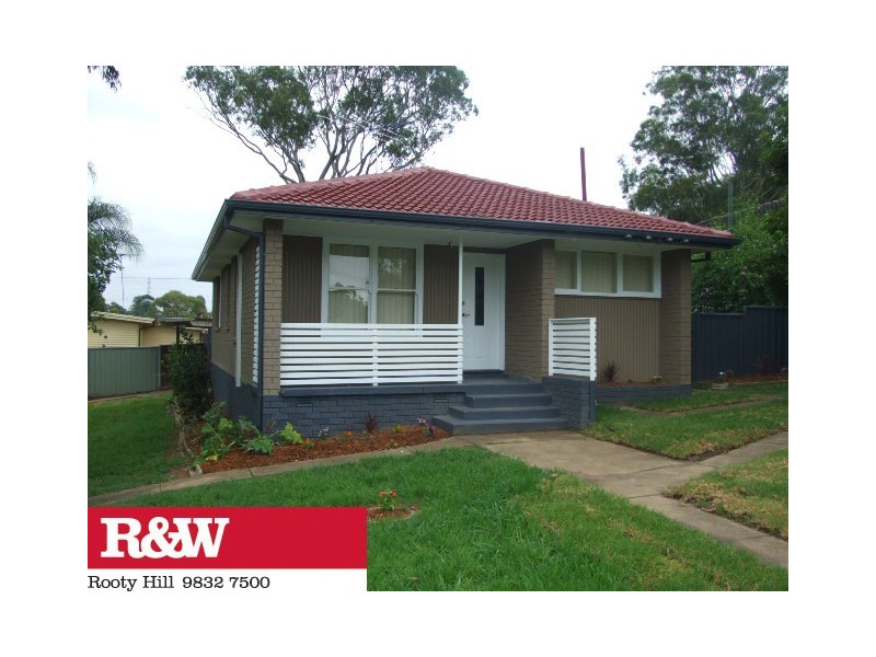 11 KISTA DAN AVENUE, Tregear NSW 2770
