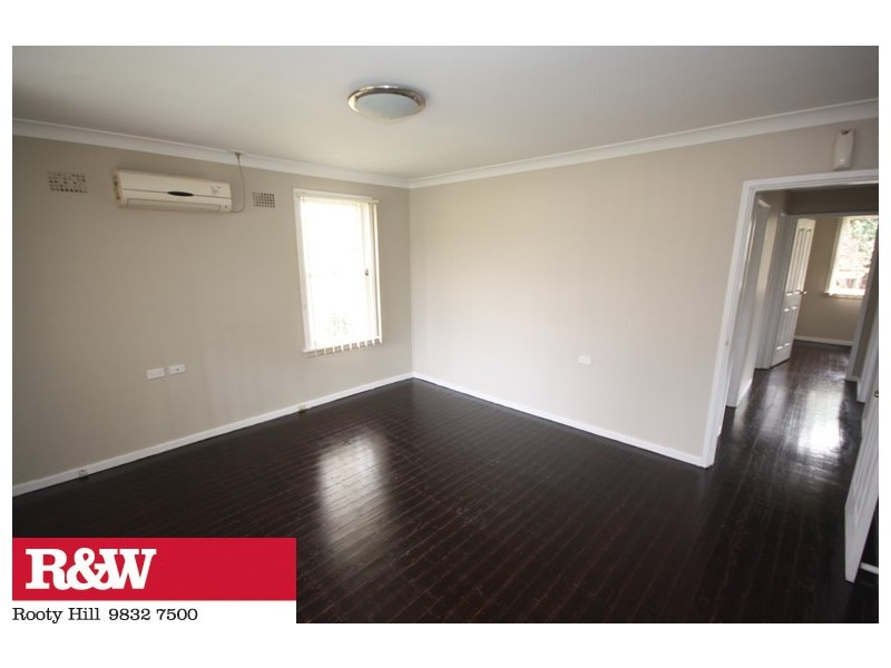 11 KISTA DAN AVENUE, Tregear NSW 2770