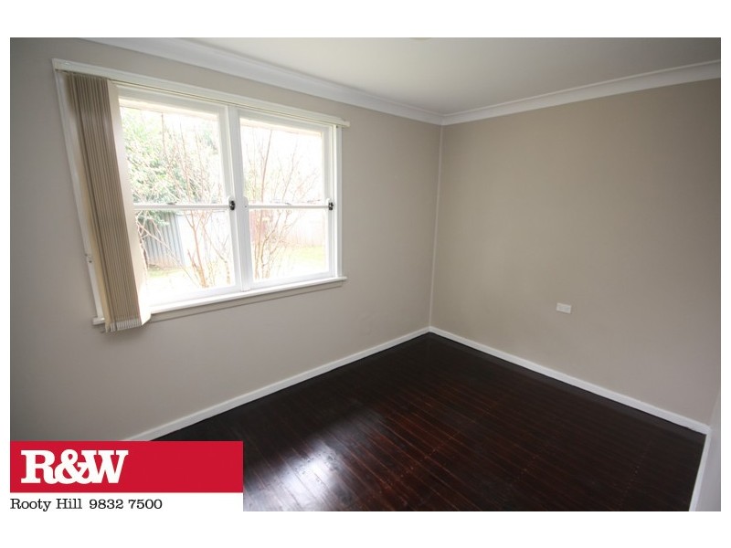 11 KISTA DAN AVENUE, Tregear NSW 2770