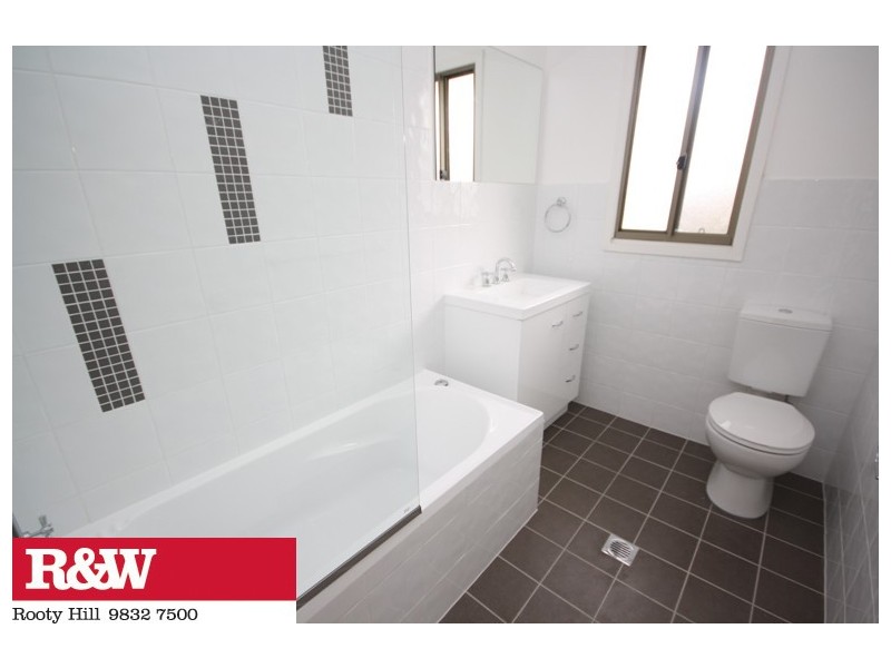 28 STEVENAGE CRESENT, Hebersham NSW 2770