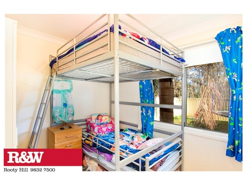 7 HUGHES STREET, Londonderry NSW 2753