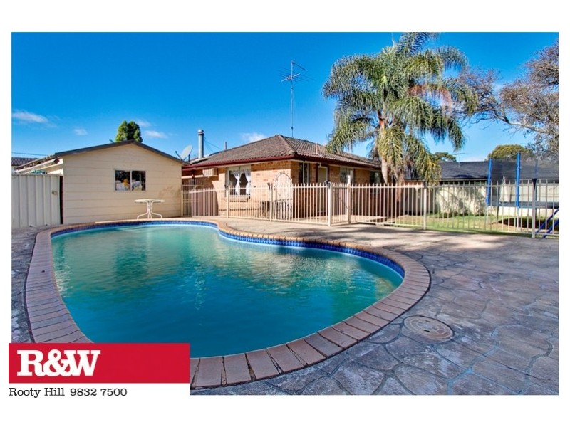 7 HUGHES STREET, Londonderry NSW 2753