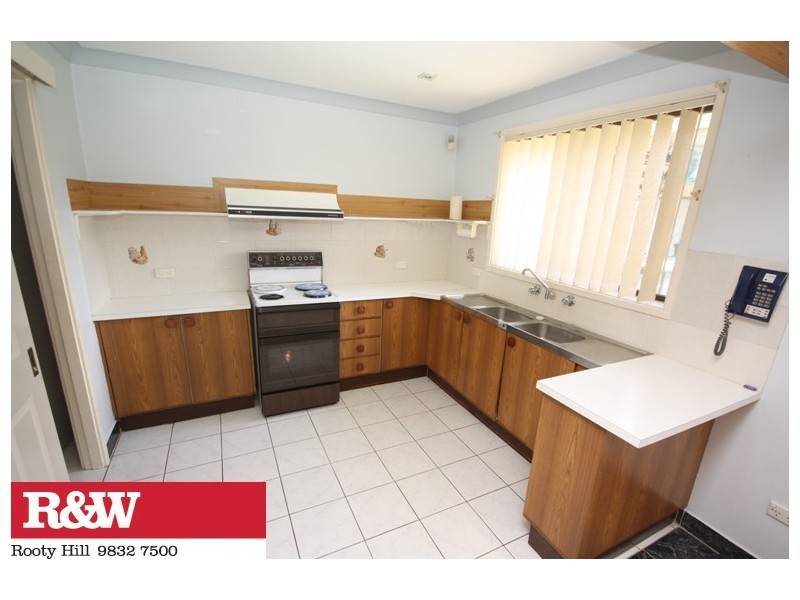 9 CHESTNUT CRESCENT, Bidwill NSW 2770