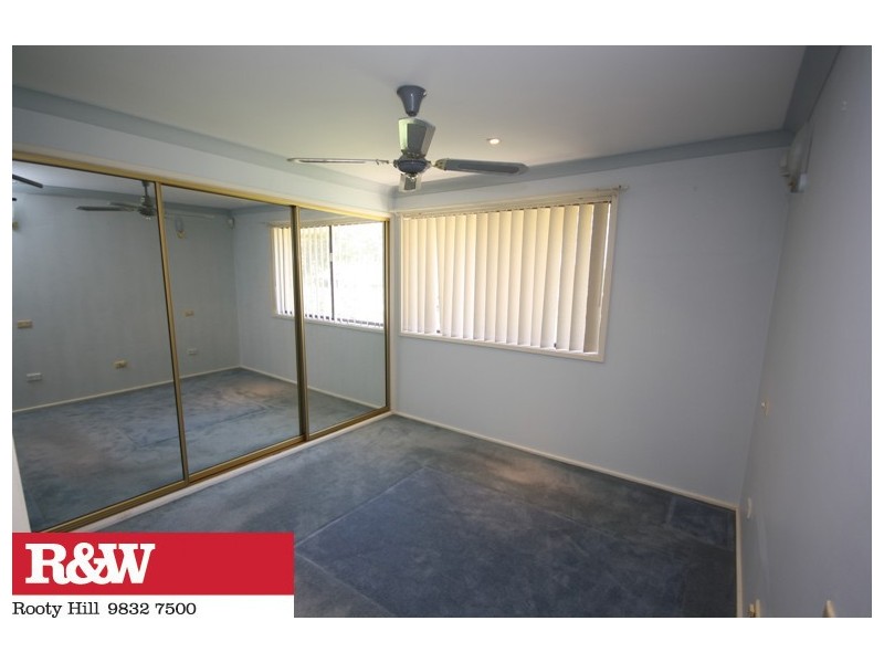 9 CHESTNUT CRESCENT, Bidwill NSW 2770