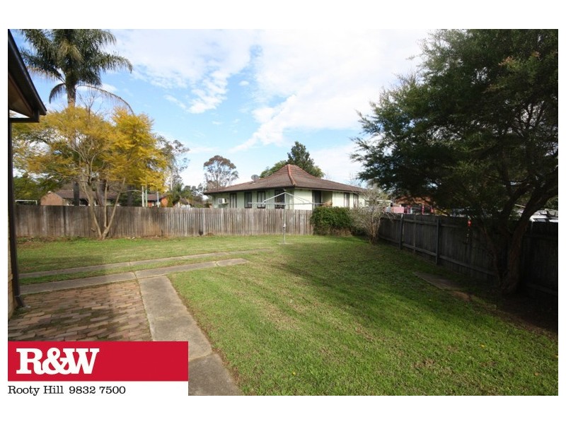 26 OLDAKER STREET, Doonside NSW 2767