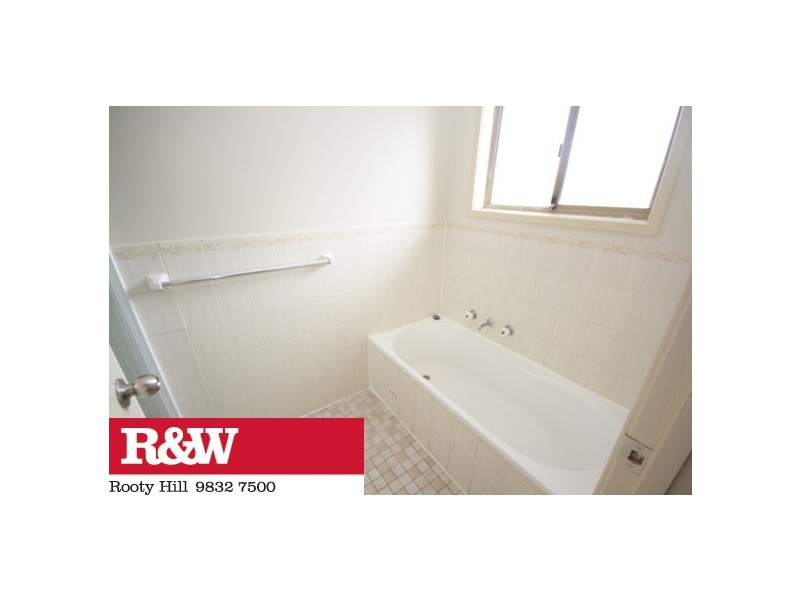 42 SIMMS ROAD, Oakhurst NSW 2761