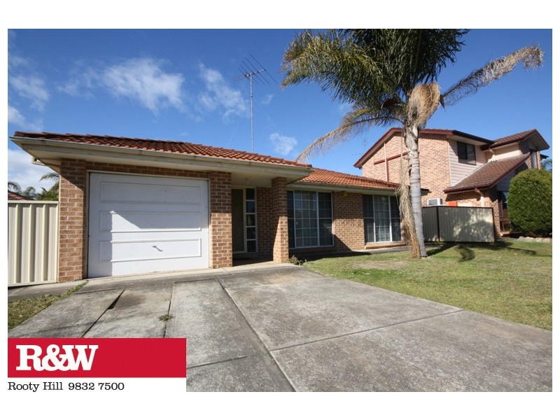 13 BUDAPEST STREET, Rooty Hill NSW 2766