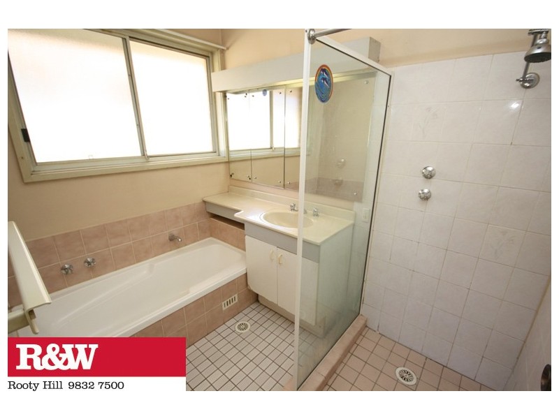 13 BUDAPEST STREET, Rooty Hill NSW 2766