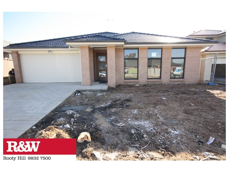 4 EDEN GROVE CIRCUIT, Rooty Hill NSW 2766