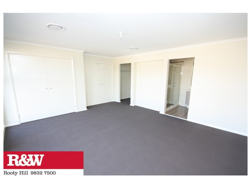 4 EDEN GROVE CIRCUIT, Rooty Hill NSW 2766