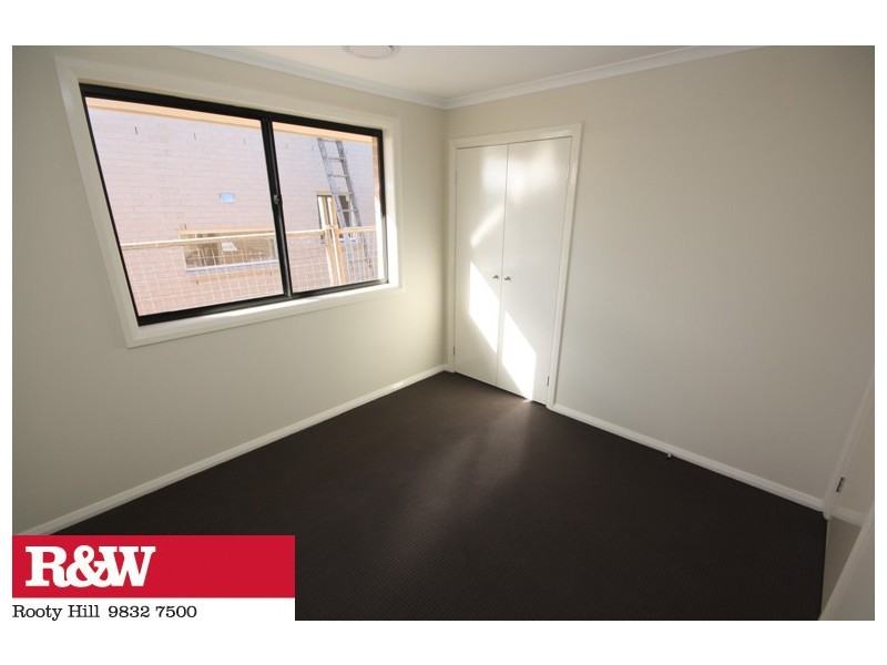 4 EDEN GROVE CIRCUIT, Rooty Hill NSW 2766