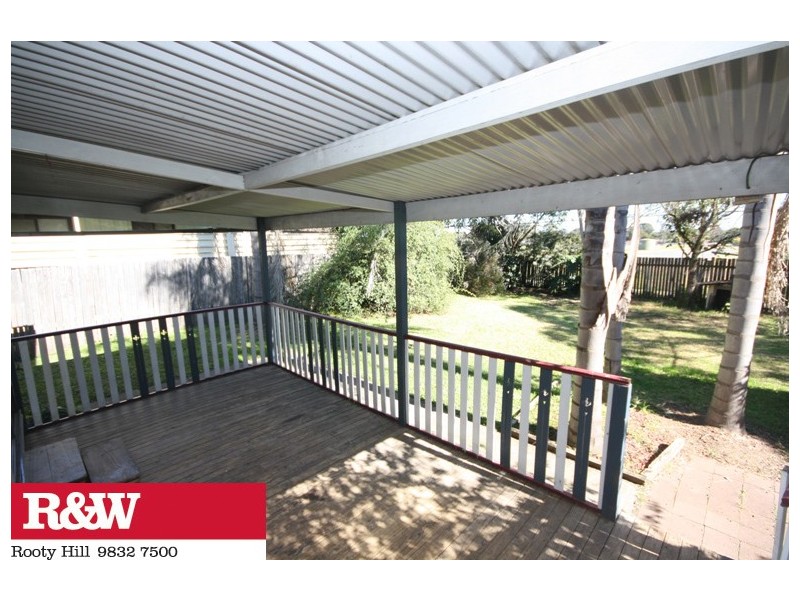 22 Franklin Crescent, Blackett NSW 2770