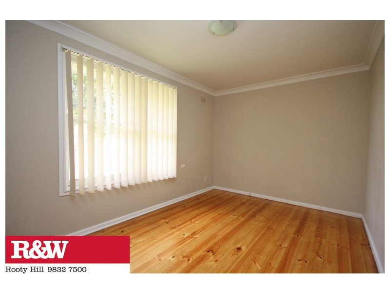 2 CYGNET PLACE, Willmot NSW 2770