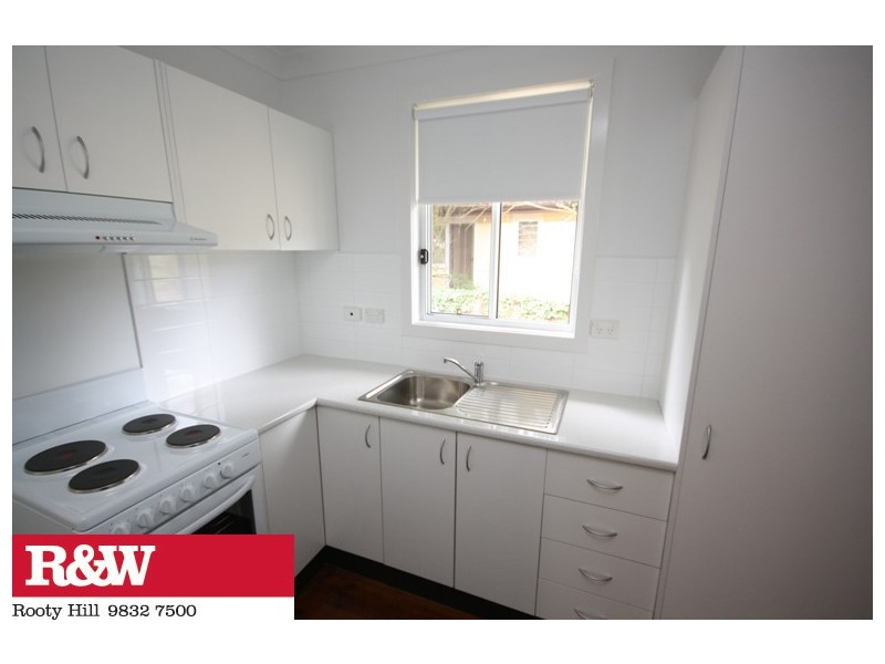 60 LUCENA AVENUE, Lethbridge Park NSW 2770