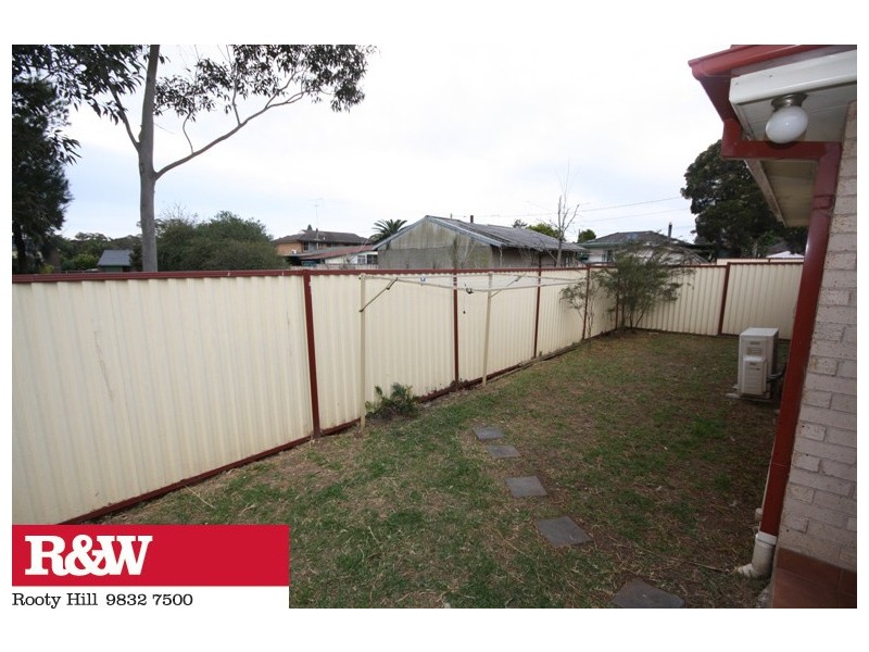 17 BOND PLACE, Oxley Park NSW 2760