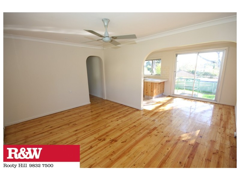 6 BELGICA AVENUE, Tregear NSW 2770