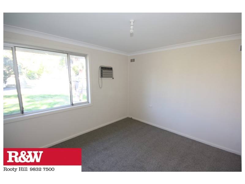 6 BELGICA AVENUE, Tregear NSW 2770