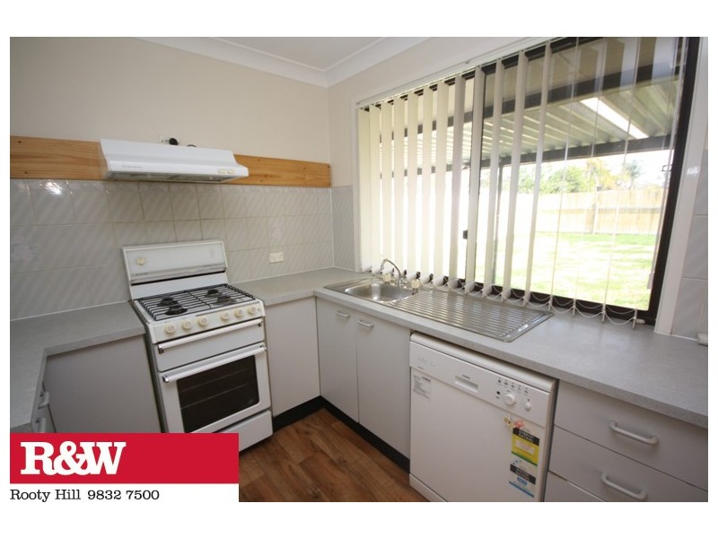 102 COLEBEE CRESCENT, Hassall Grove NSW 2761