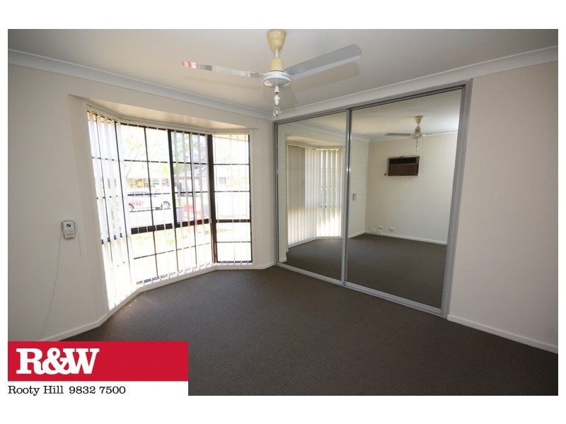 102 COLEBEE CRESCENT, Hassall Grove NSW 2761