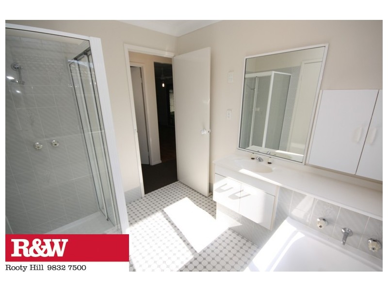 102 COLEBEE CRESCENT, Hassall Grove NSW 2761