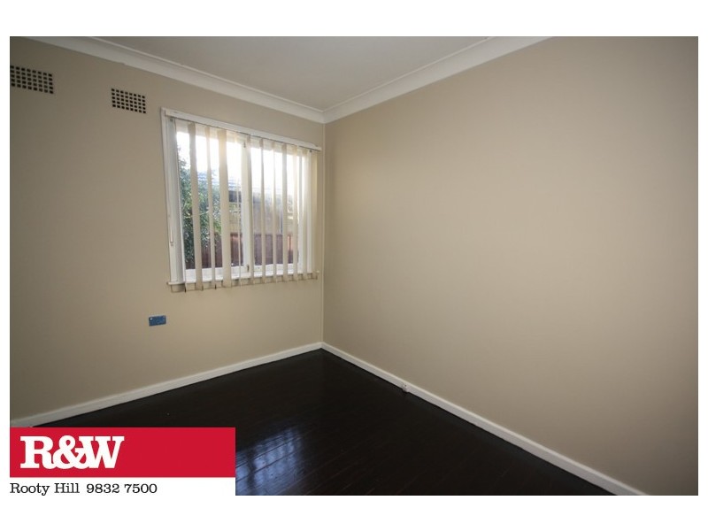 41 LINGAYEN AVENUE, Lethbridge Park NSW 2770