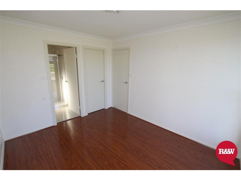 12 Twynam Place, Minto NSW 2566