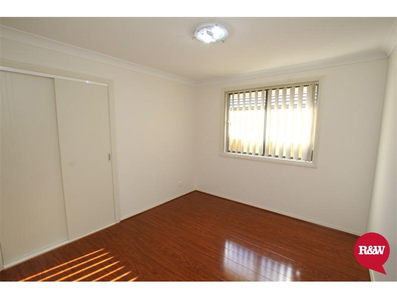 12 Twynam Place, Minto NSW 2566