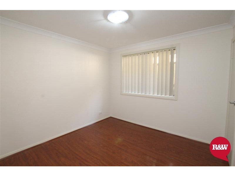 12 Twynam Place, Minto NSW 2566