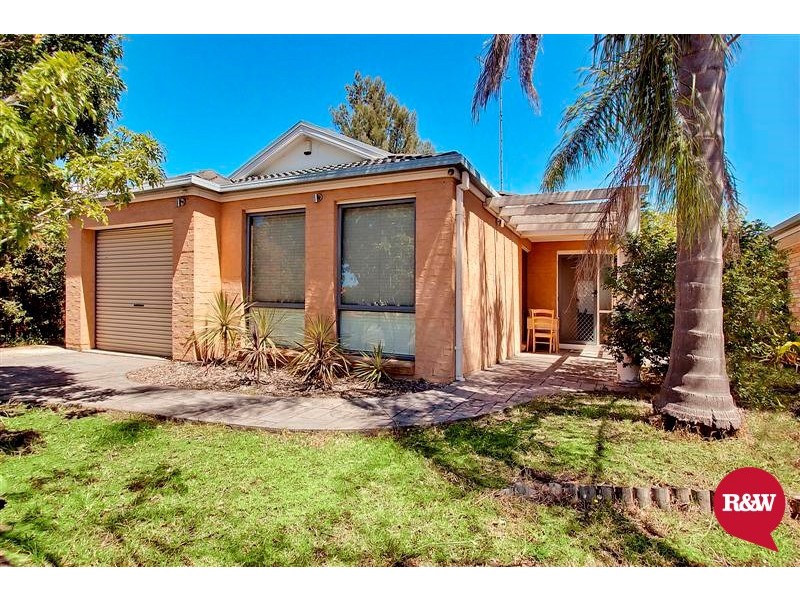 16 Dryden Avenue, Oakhurst NSW 2761