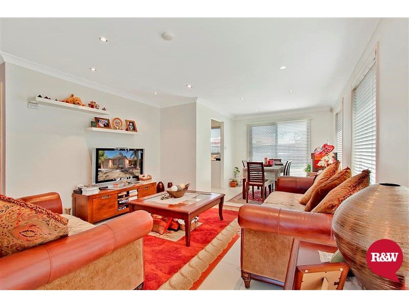 16 Dryden Avenue, Oakhurst NSW 2761