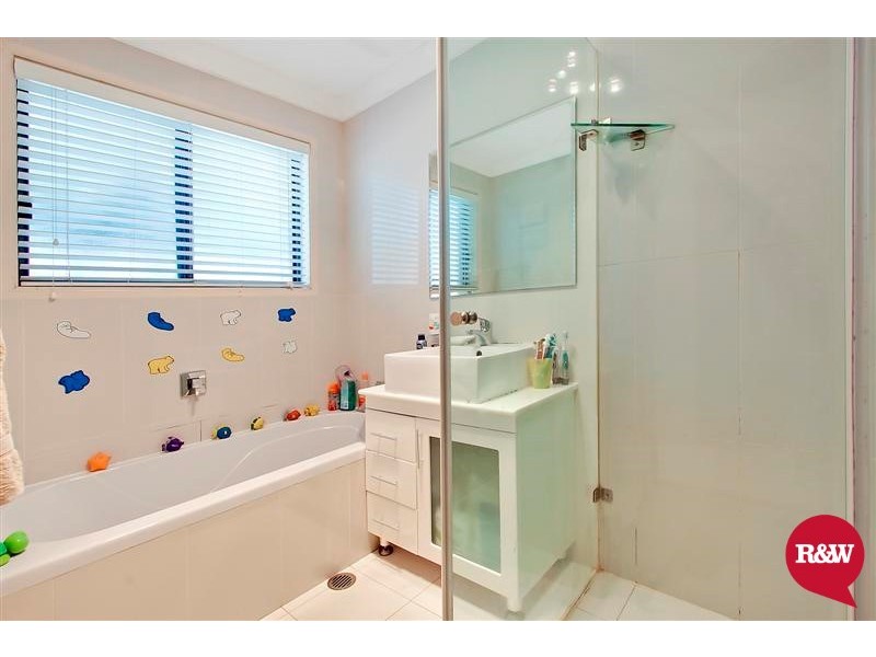 16 Dryden Avenue, Oakhurst NSW 2761