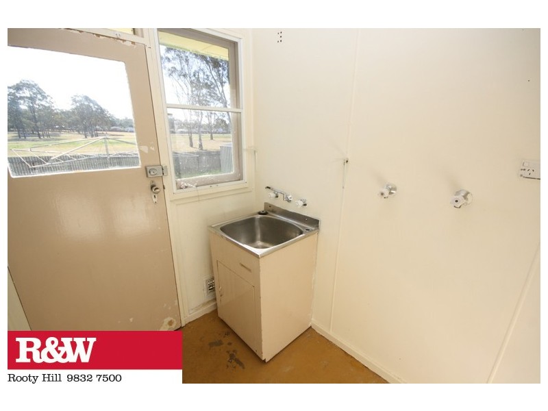 39 KOOMOOLOO CRES, Shalvey NSW 2770