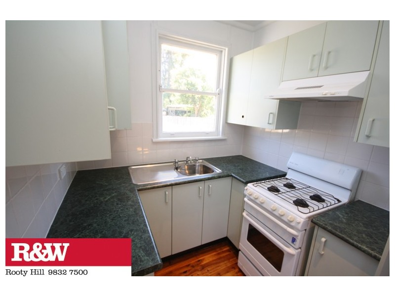 29 CEDAR CRESCENT, North St Marys NSW 2760