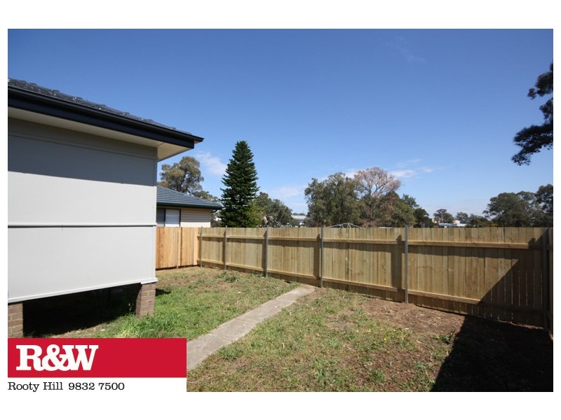 29 CEDAR CRESCENT, North St Marys NSW 2760