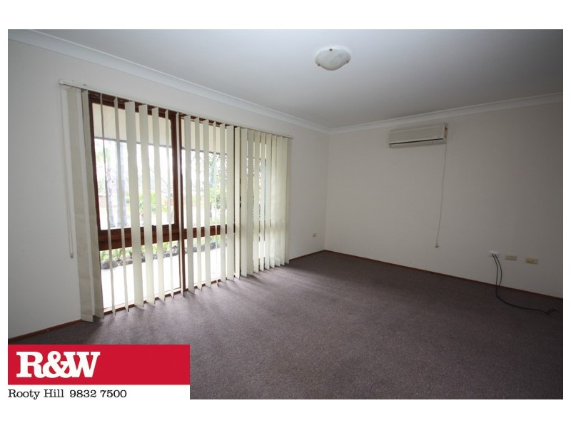 9 MUNCASTER PLACE, Cranebrook NSW 2749