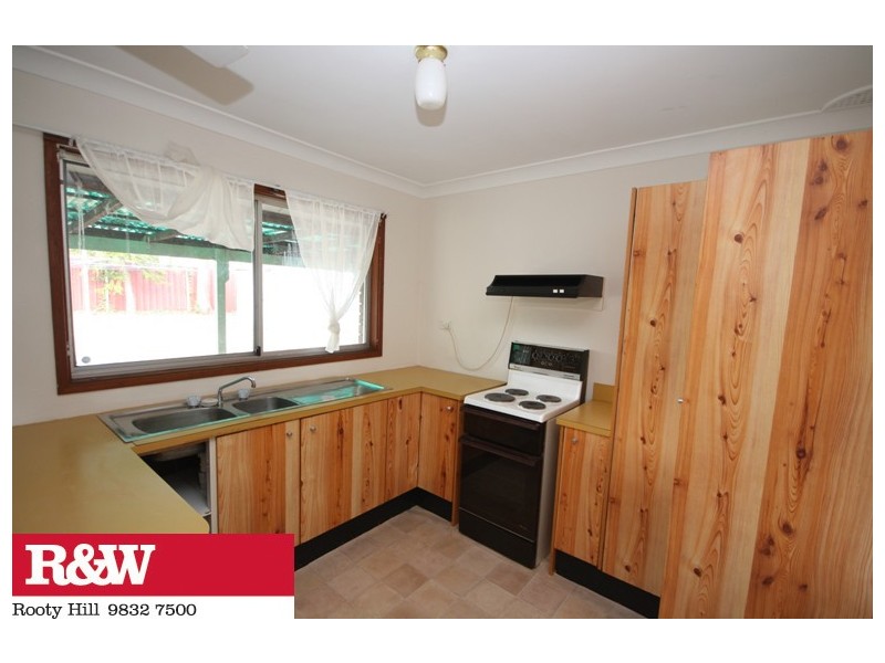 9 MUNCASTER PLACE, Cranebrook NSW 2749