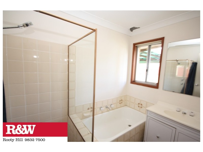 9 MUNCASTER PLACE, Cranebrook NSW 2749