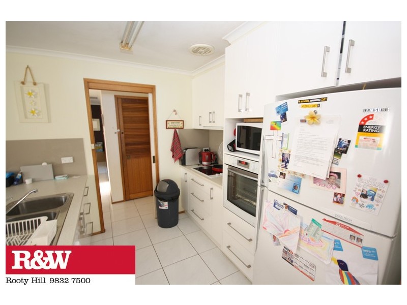 13 COOWARRA DRIVE, St Clair NSW 2759