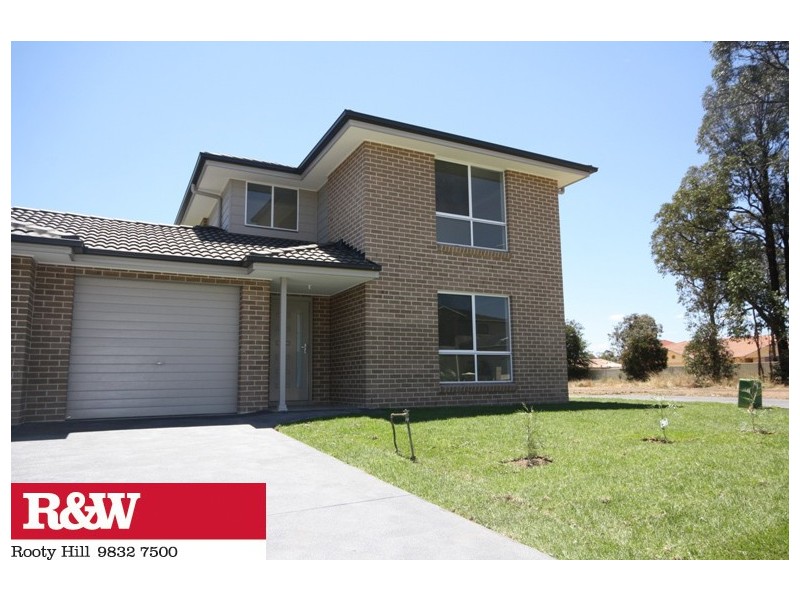 13B CASSAR PLACE, Oakhurst NSW 2761